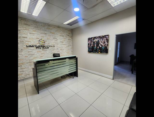 170M² OFFICE TO LET IN UMHLANGA CENTRAL